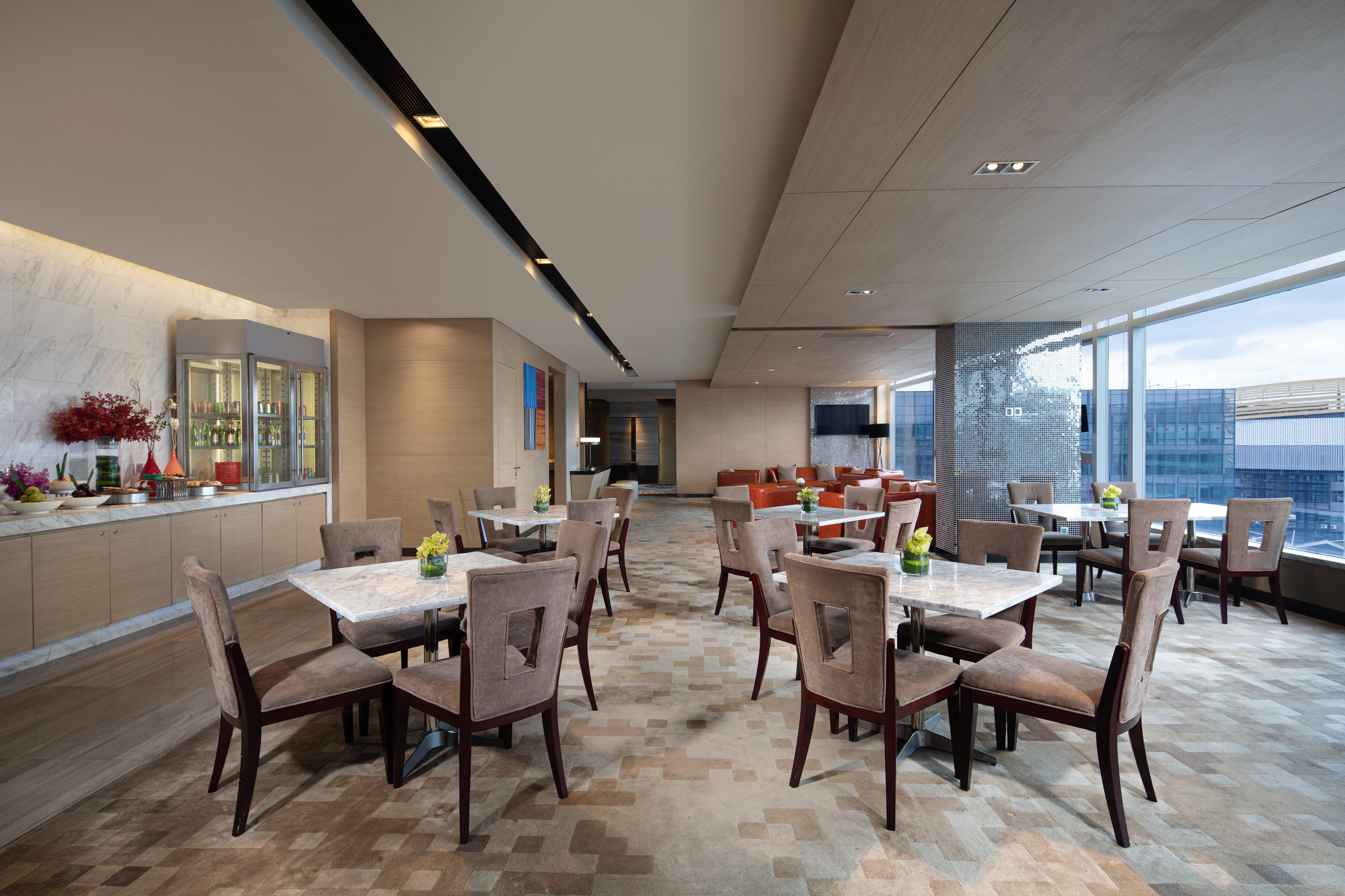 Crowne Plaza Guangzhou Huadu By Ihg - Free Shuttle Bus Between Hotel To Exhibition Center During Canton Fair Eksteriør bilde