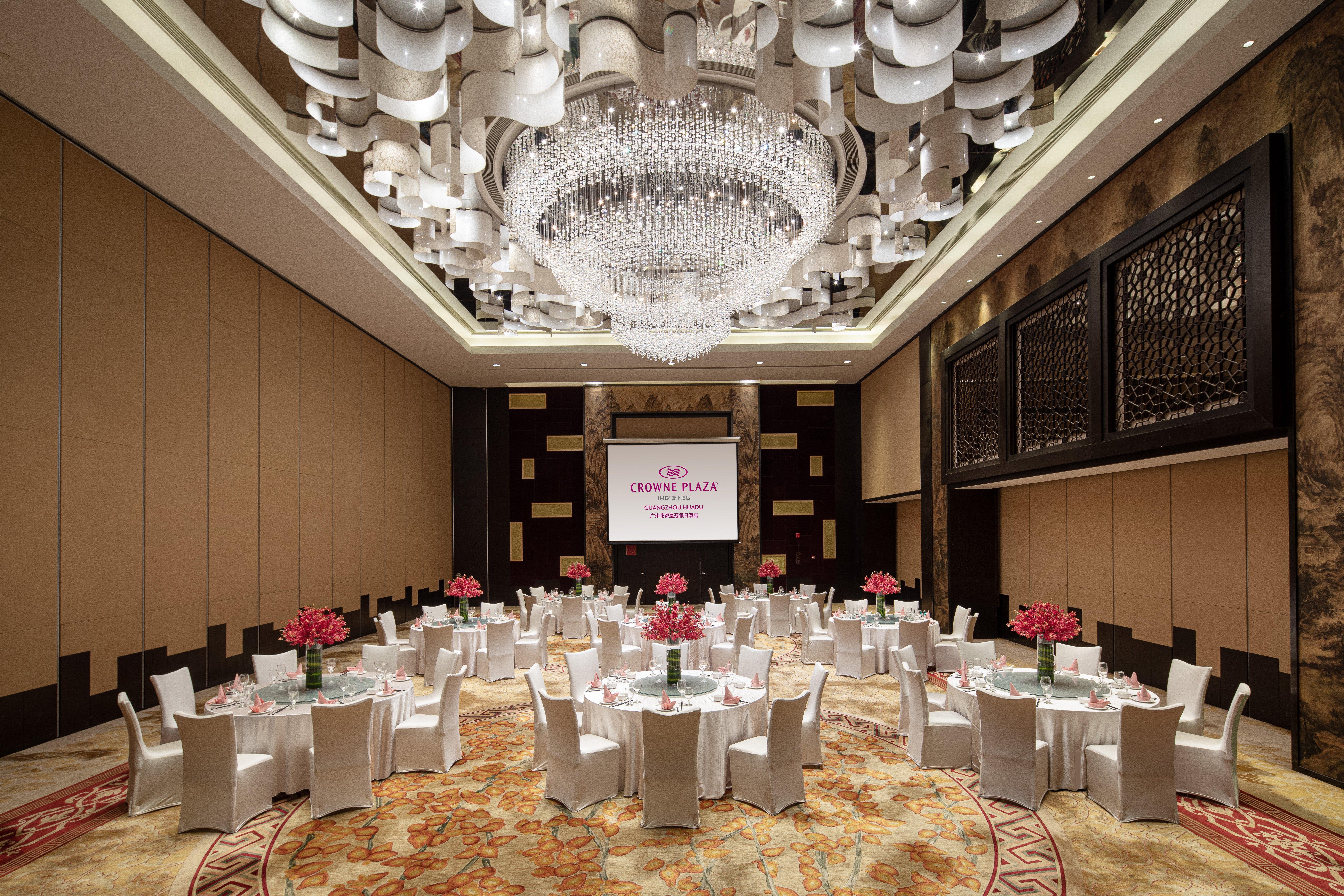 Crowne Plaza Guangzhou Huadu By Ihg - Free Shuttle Bus Between Hotel To Exhibition Center During Canton Fair Eksteriør bilde